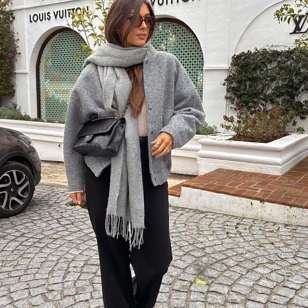 Gray scarf
